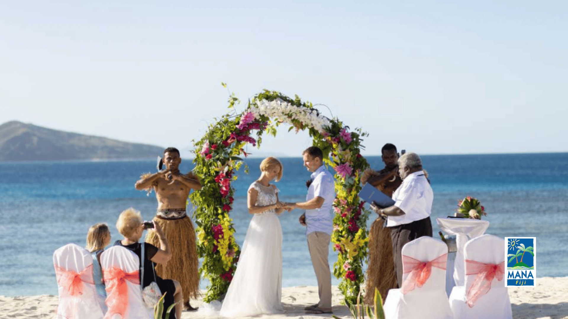 Mana Island - Beach or Garden Wedding Package